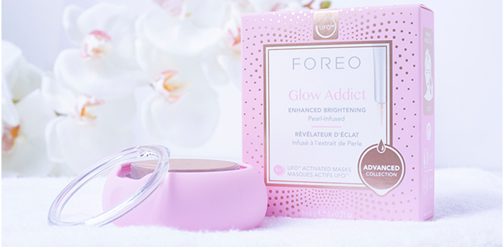 Foreo UFO a maska Glow Addict